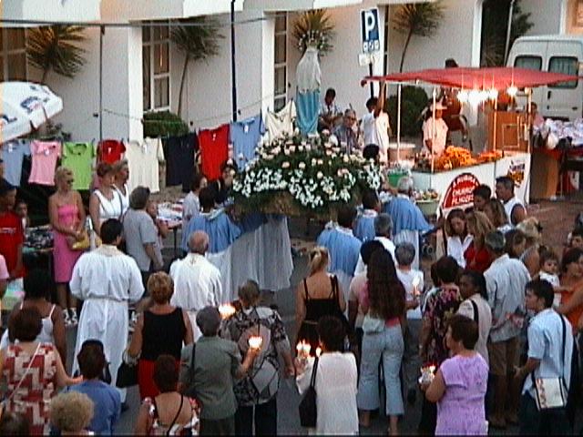 gal/Nossa_Senhora_de_Encarnacao_2004/carvoeiro 29-8-04 014.jpg